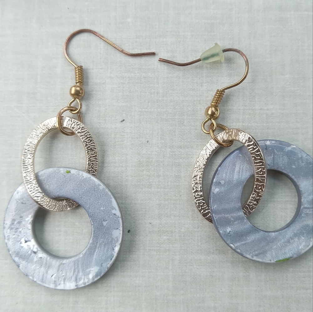 Dangle double loop pierced earrings